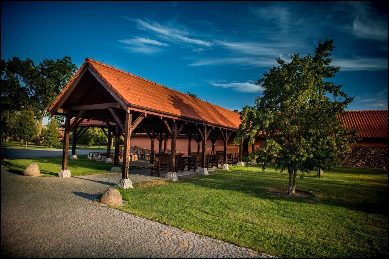 Villa Natura Dolsk Eksteriør bilde